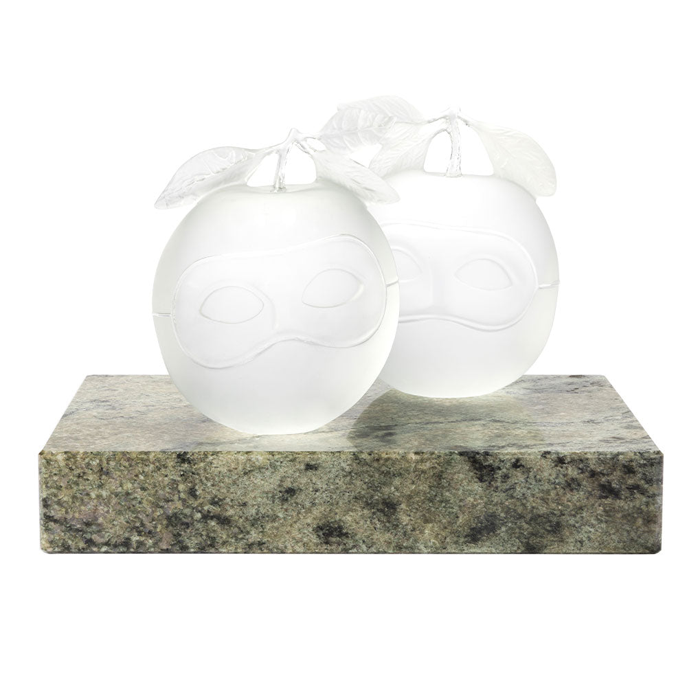 Le Prêtre Marié - Pomme Droite René Magritte et Lalique 2023