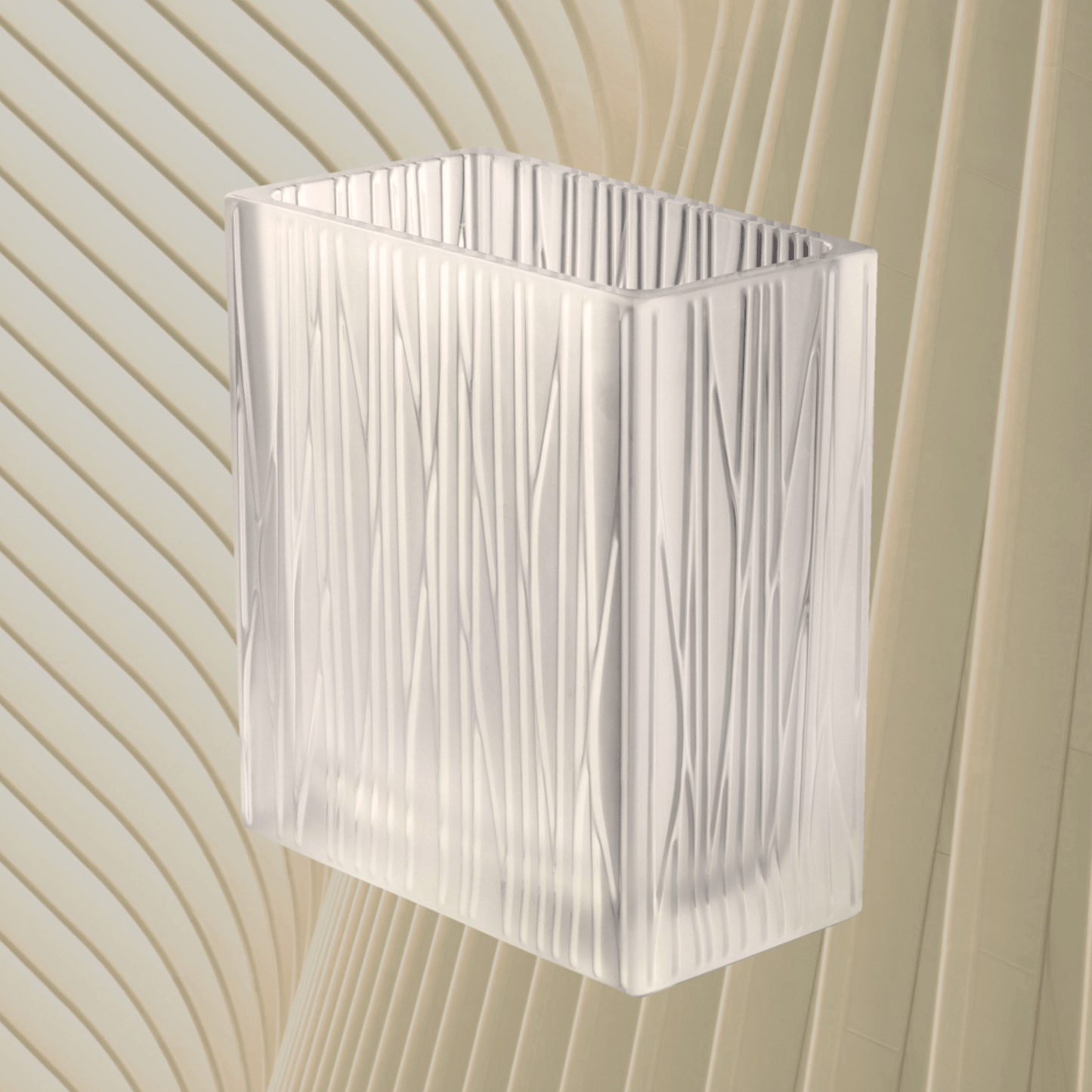 Edificio vase Rudy Ricciotti & Lalique 2025