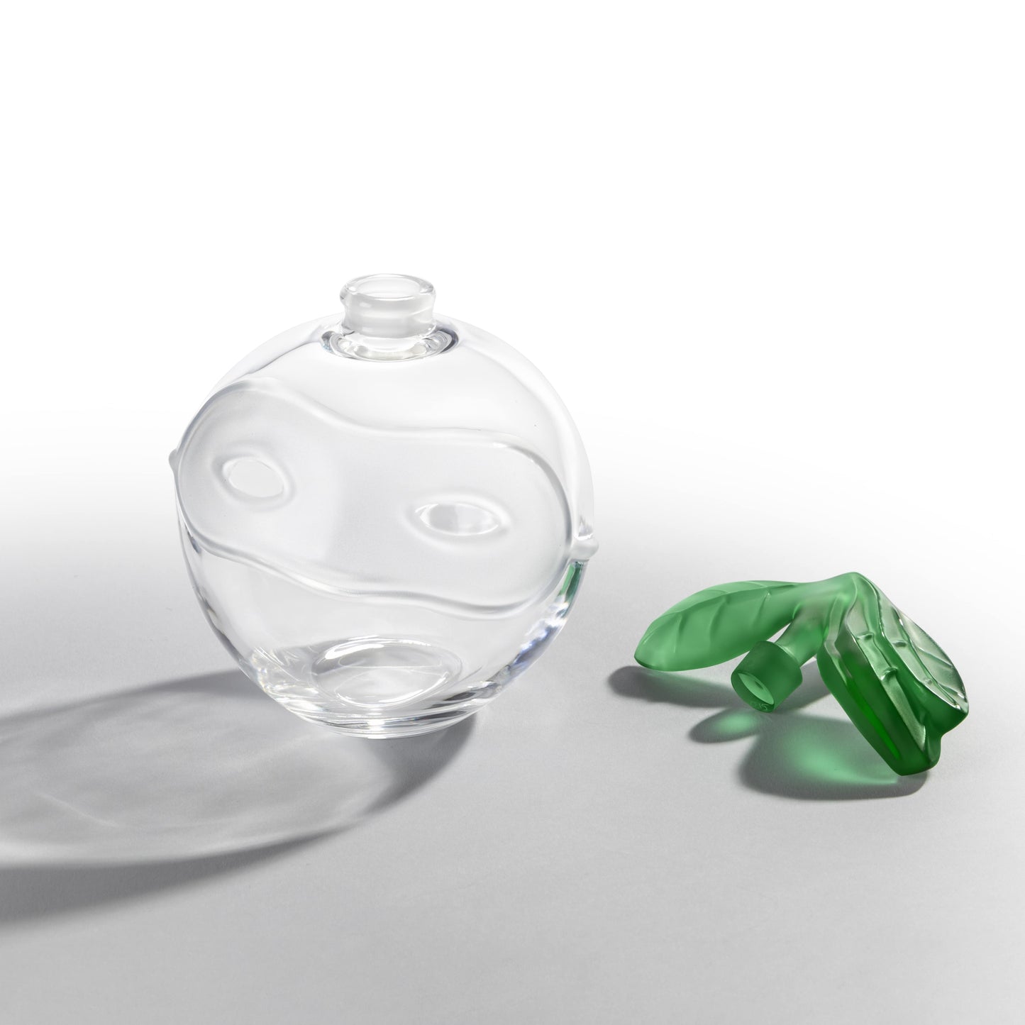 La valse hésitation René Magritte and Lalique 2025