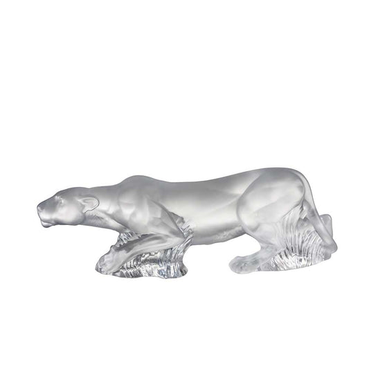 Timbavati Lioness sculpture