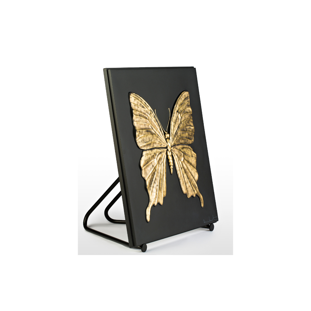 Eternal Easel – Lalique Limited