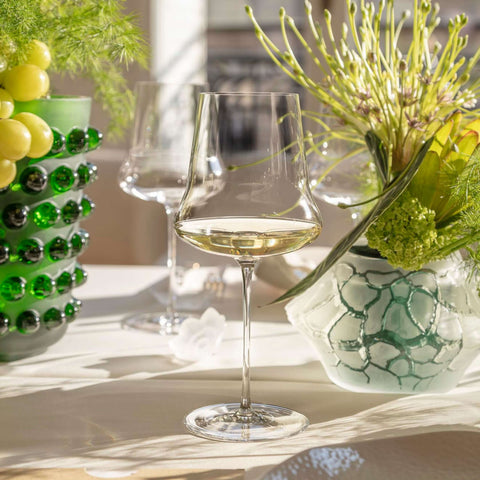 Lalique-art-de-la-table-verre-a-vin-premier-cru.jpg