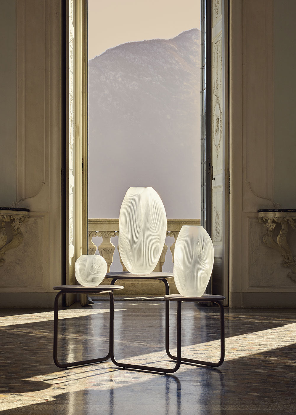 LALIQUE 花器 約20cm 他 Air de Lalique – Lalique Limited