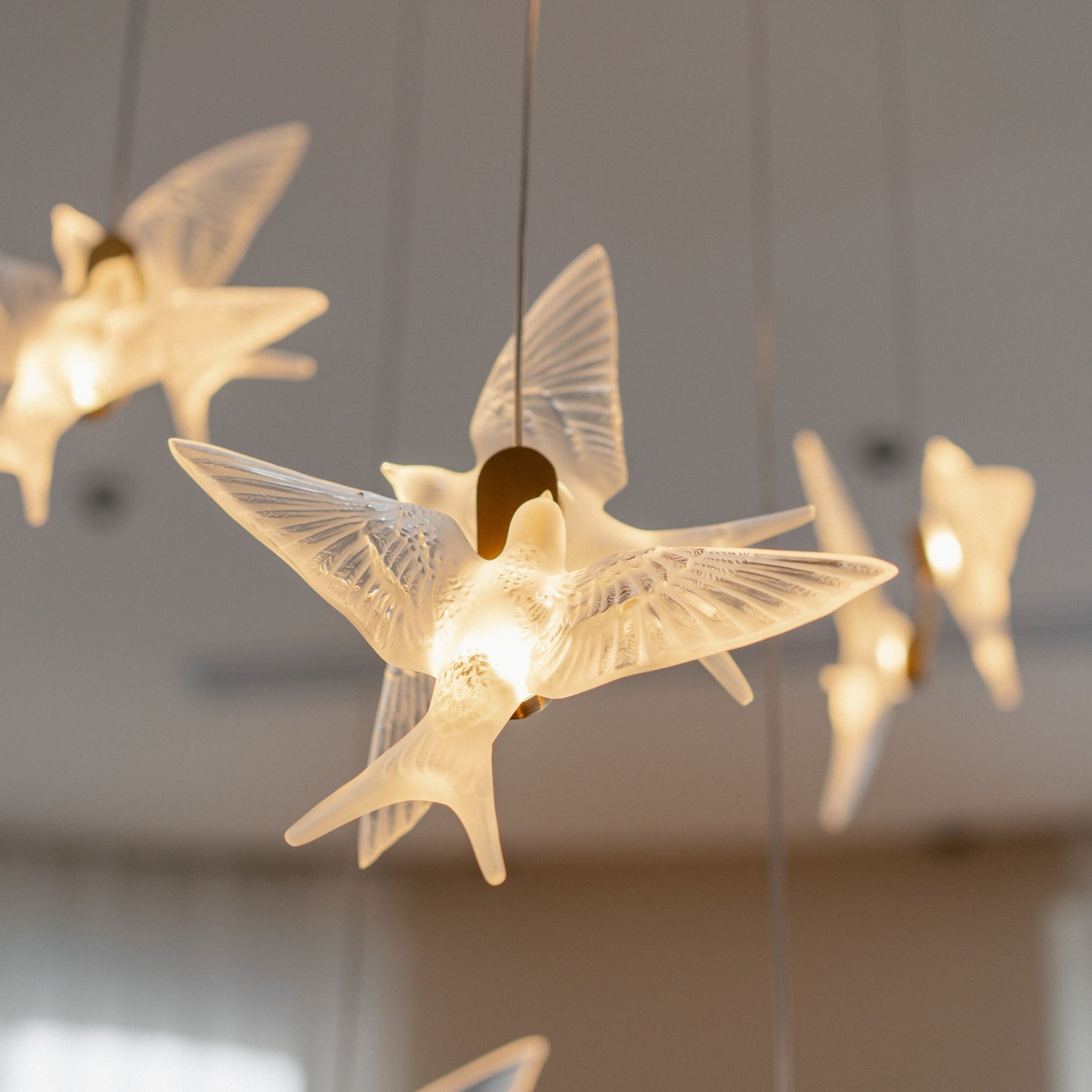 2 Swallows ceiling lamp