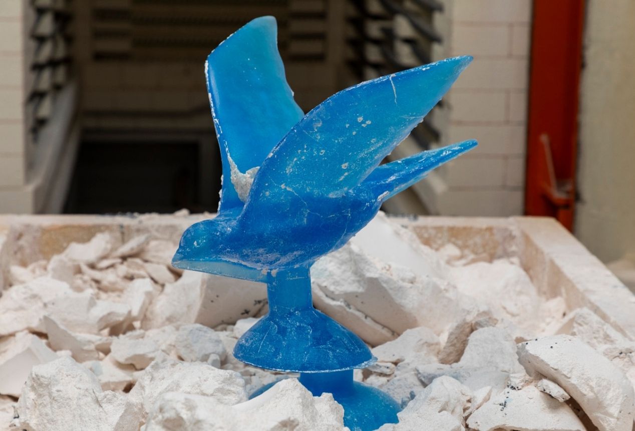 lalique-crystal-magritte-lost-wax-technique.jpg